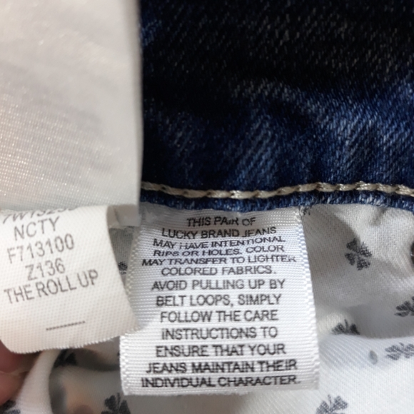 Lucky Brand Roll Up Shorts - Picture 6 of 8